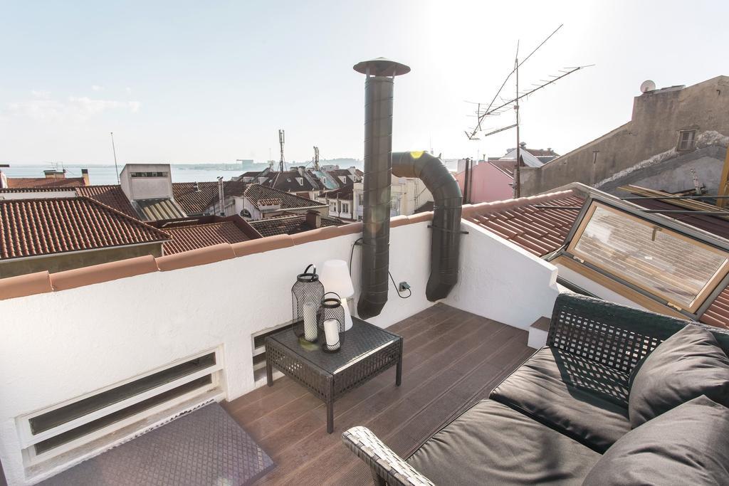 Lovelystay - Cais Apartment River View Lisboa Eksteriør billede