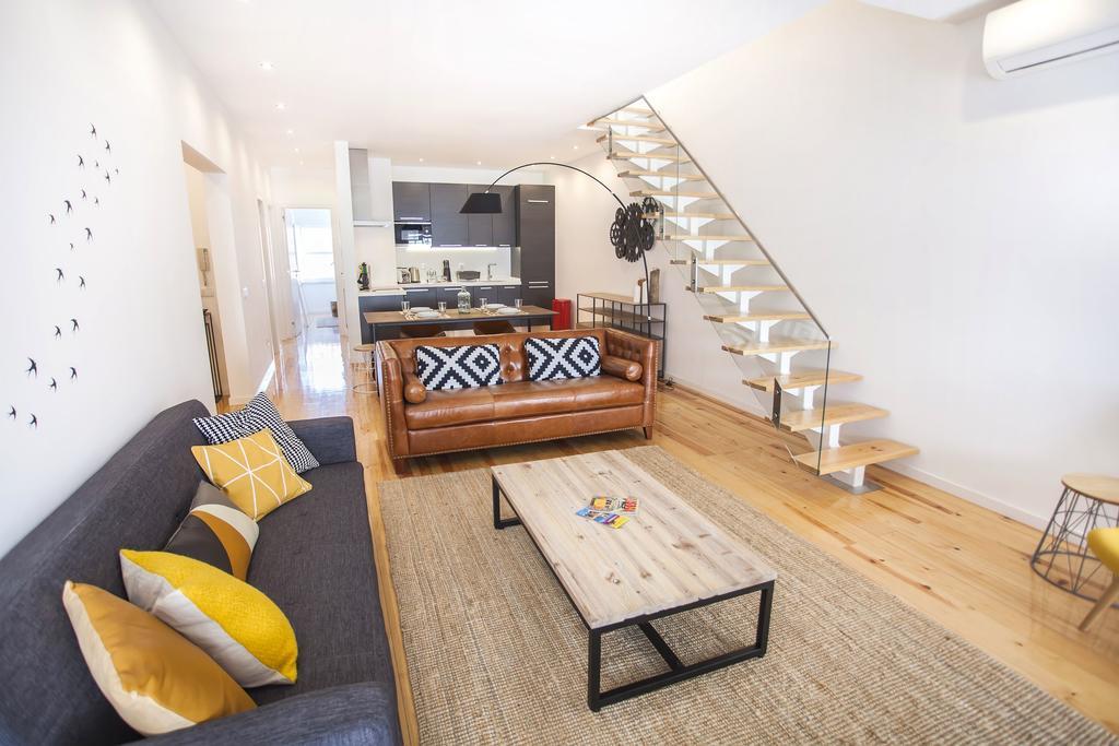 Lovelystay - Cais Apartment River View Lisboa Eksteriør billede